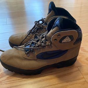 Nike Hiking Boots size 13